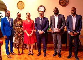 Rencontre de S.E.M. Ilias ISKANDAROV, Ambassadeur de la Fédération de Russie en République du Congo avec les activistes du Comité congolais préparatoire du Festival mondial de la jeunesse
